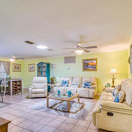 Waterfront Hernando Beach Home With Dock And Hot Tub! מראה חיצוני תמונה