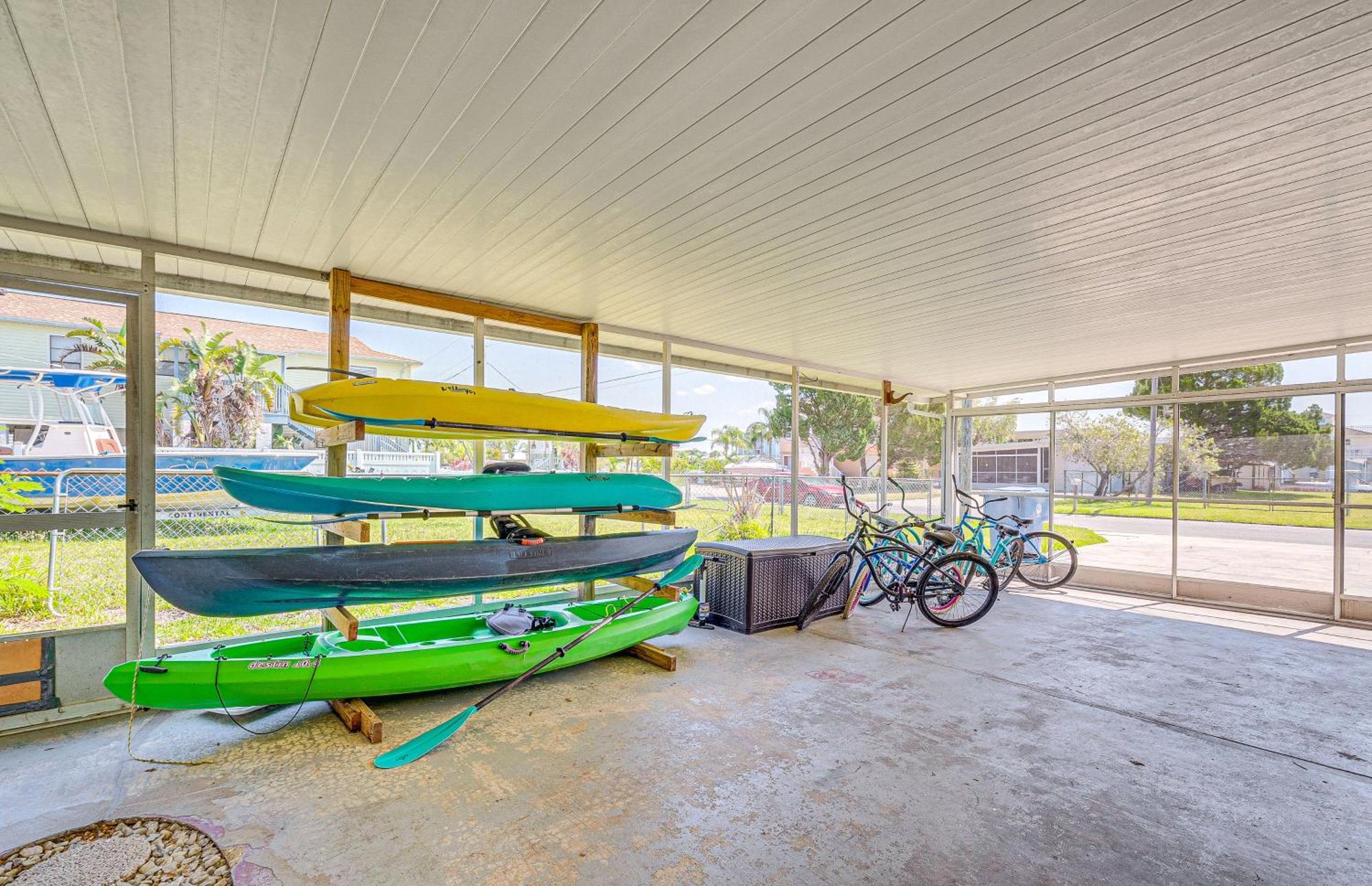 Waterfront Hernando Beach Home With Dock And Hot Tub! מראה חיצוני תמונה